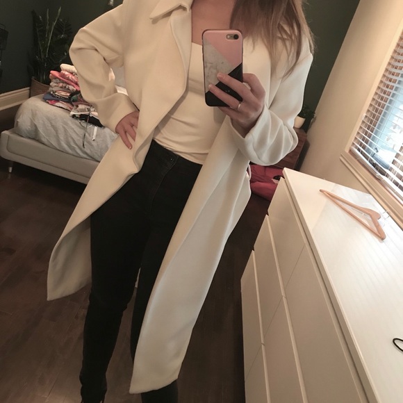 Chic Fall white/cream jacket oversize style - Picture 2 of 6